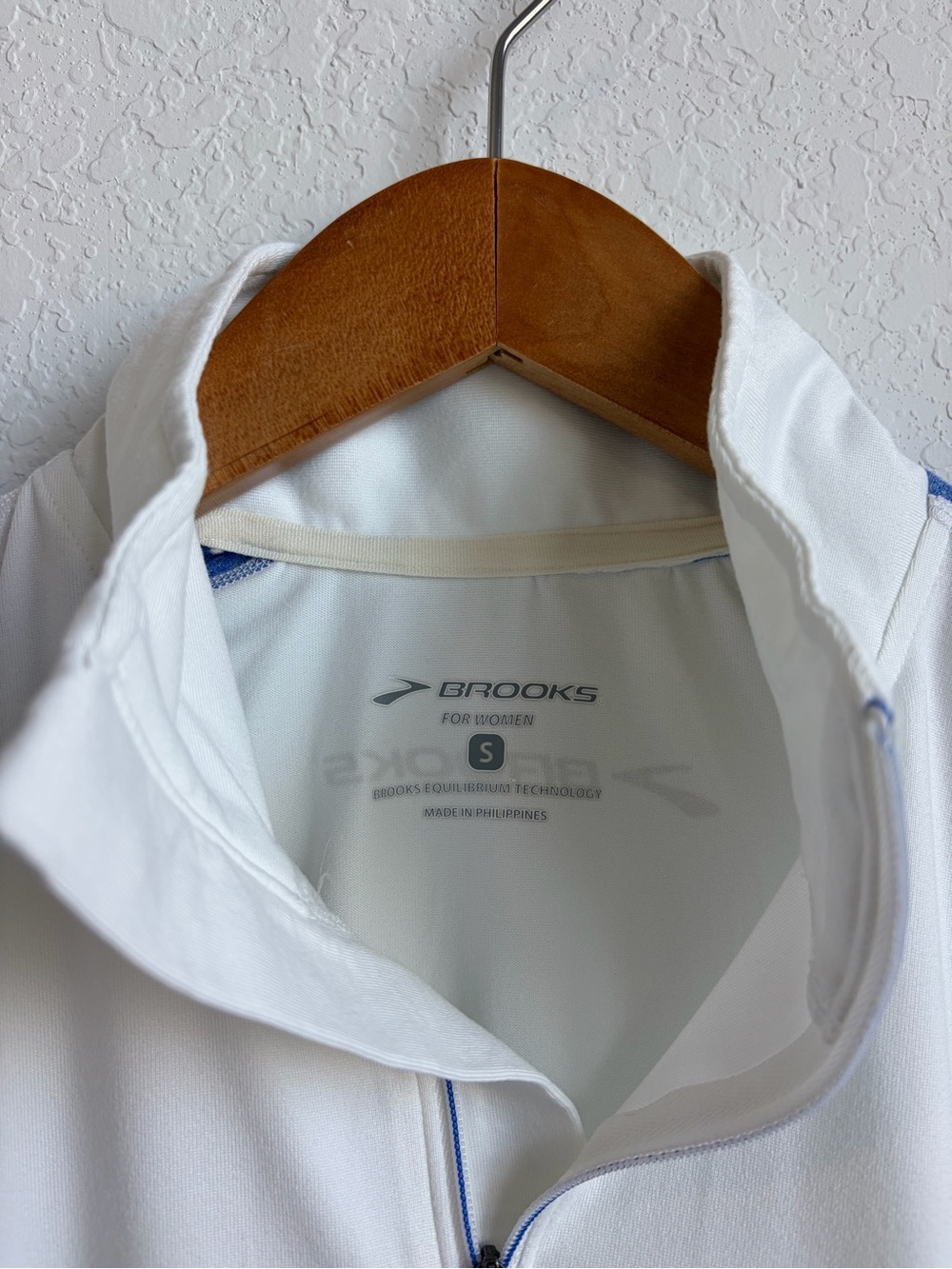 White Brooks Small Half-Zip Pullover with Blue Sleeve Stripes - Picture 6 of 7
